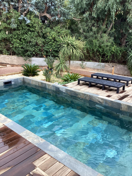 ea17ee3f-a146-42f5-a836-1d959470cbef